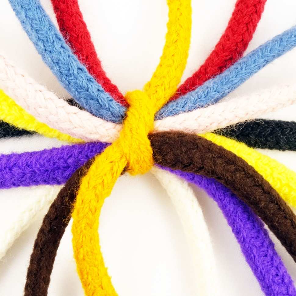 cordones textiles rigidos