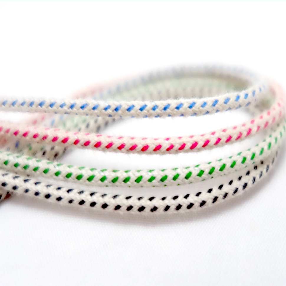 Elegantes cordones textiles de doble color